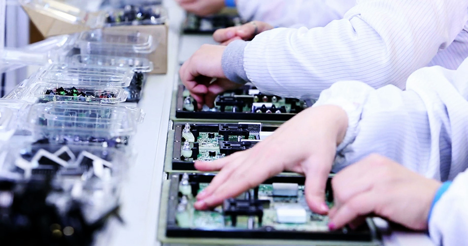 PCBA fabrikalarının yenilikçi çözümleri ile proje riskleri nasıl azaltılabilir?